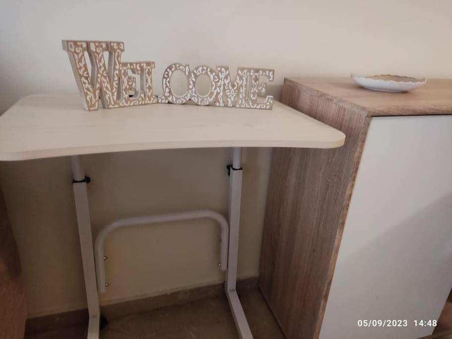 Theano'S Cozy & Quiet Lux Central Flat - Wifi & Full Amenities Patras Exterior photo
